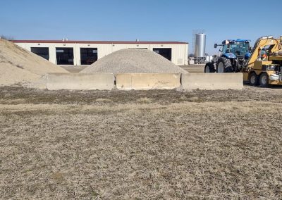 Concrete Jersey Barriers 78