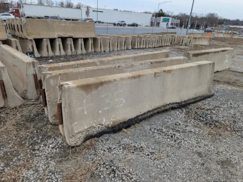 cement-wheel-stops-208