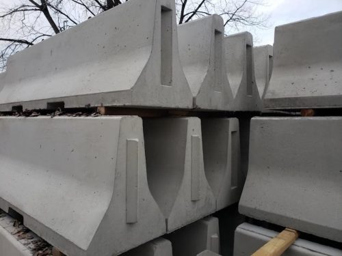 concrete-jersey-barriers-18